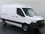 Mercedes-Benz eSprinter 314 L2 H2 PRO | 56 kWh | 100% elektrisch | 2000kg Trekhaak | 115Kw/u DC Snelladen | Smartphone integratie pakket | Carplay | Camera |