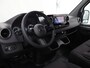 Mercedes-Benz eSprinter 314 L2 H2 PRO | 56 kWh | 100% elektrisch | Parkeerpakket met achteruitrijcamera | 2000kg Trekhaak | 115Kw/u DC Snelladen | Smartphone integratie pakket | Carplay | Camera | Comfort bestuurdersstoel |