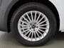 Mercedes-Benz eVito Tourer 129 L2 PRO 90kWh | Snelladen 110 KWh | Navigatie | Parkeerpakket | Comfortbestuurdersstoel | Dodehoekassistent | 8 Zitplaatsen |