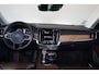 Volvo V90 T8 AWD Inscription - Luchtvering - Panoramisch schuif-/kanteldak - Intellisafe Assist/Surround - Head-up Display - Harman Kardon Audio - Nappaleder - Massagefunctie - Verwarmbare voorstoelen - Stoelventilatie - Getint glas - Trekhaak semi elektrisch inklapbaar - 20' LMV