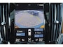 Volvo V90 T8 AWD Inscription - Luchtvering - Panoramisch schuif-/kanteldak - Intellisafe Assist/Surround - Head-up Display - Harman Kardon Audio - Nappaleder - Massagefunctie - Verwarmbare voorstoelen - Stoelventilatie - Getint glas - Trekhaak semi elektrisch inklapbaar - 20' LMV