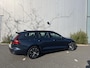 Volvo V60 2.0 B3 Essential Edition | Cruise Control | Navigatie | Apple CarPlay & Android Auto | Park Assist | LED Koplampen | 2 Zone Climate Control | Parkeercamera |