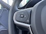 Volvo V60 2.0 B3 Essential Edition | Cruise Control | Navigatie | Apple CarPlay & Android Auto | Park Assist | LED Koplampen | 2 Zone Climate Control | Parkeercamera |
