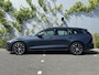 Volvo V60 2.0 B3 Essential Edition | Cruise Control | Navigatie | Apple CarPlay & Android Auto | Park Assist | LED Koplampen | 2 Zone Climate Control | Parkeercamera |