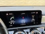 Mercedes-Benz A-klasse 250 e AMG Line 218pk | Adaptieve cruise | Sfeerverlichting | Trekhaak | Apple CarPlay | Stoelverwarming | Navigatie | Lane assist | Dodehoek assistent | Half leder | Camera | LED | DAB | Keyless | Volledig dealeronderhouden!