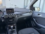 Mercedes-Benz B-klasse 180 Ambition 6-Bak 125 PK. Mooie en als nieuw rijdende auto !!!