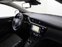 Toyota Auris 1.8 Hybrid Lease Pro | Panoramisch dak | half lederen interieur |