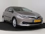 Toyota Auris 1.8 Hybrid Lease Pro | Panoramisch dak | half lederen interieur |
