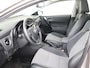 Toyota Auris 1.8 Hybrid Lease Pro | Panoramisch dak | half lederen interieur |