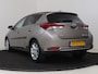 Toyota Auris 1.8 Hybrid Lease Pro | Panoramisch dak | half lederen interieur |