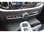 Volvo V60 T8 390PK Automaat Twin Engine AWD Inscription Trekhaak | Panodak | 360 Camera | Blis | Stoelverwarming