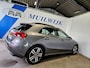 Mercedes-Benz A-klasse 180 Business Solution Luxury / Pano / Sfeer / NL Auto
