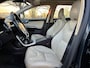 Volvo XC60 2.0 T5 Momentum | Pano + Leder + Navi + Cruise Nu € 9.975,-!!!