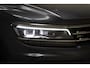 Volkswagen Tiguan Allspace 1.5 TSI R Line Highline Aut. [ Panorama LED Trekhaak Stoel-en stuurverwarming ]