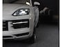 Porsche Cayenne Coupé 3.0 S E-Hybrid / 519 Pk / Head Up / 360 Camera / Acc / SportDesign / Luchtvering / Sport Chrono / Pano / 21