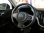 Volvo V60 2.0 B3 Core - Occasion Lease vanaf €664 p/m - Verwarmde voorruit / (achter)stoelen & stuur - Camera - getinte ramen achter