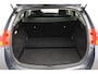Toyota Auris Touring Sports 1.8 Hybrid Lease Plus | Volledige dealerhistorie | Panoramadak | Trekhaak | Navigatie | Stoelverwarming | Keyless | Parkeersensoren voor/achter | Bi-xenon | Clima | Cruise Control | 16 inch