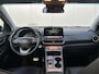 Hyundai Kona Electric EV Limited 64 kWh / Airco Automatisch / Cruise Control Adaptief / Stoel Verwarming & Verkoeling Voorzijde / Navigatie /
