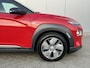 Hyundai Kona Electric EV Limited 64 kWh / Airco Automatisch / Cruise Control Adaptief / Stoel Verwarming & Verkoeling Voorzijde / Navigatie /