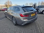 BMW 3-Serie Touring 320i Executive Edition | UNIEK! | Individual interieur en individual lakkleur t.w.v. €4.950!