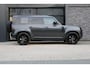 Land Rover Defender 110 2.0 P400e 110 X-Dynamic HSE | PANO | BLACK PACK | 360 | 22 INCH | TREKHAAK | KEYLESS |