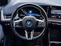 BMW 2-Serie Active Tourer 225e xDrive M-Sport PHEV Automaat / Goed onderhouden / Navigatie / Camera / Apple Carplay Android / M Sportstoelen en stuur / Schakel-flippers /18" LM wielen /