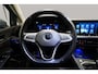 Volkswagen Golf 1.0 TSI Life Business | All-season | Stoel en stuurverwarming | Parkeersensoren | Adaptive Cruise | LED Verlichting