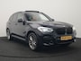BMW X3 xDrive30e M Sport Plug In Hybrid 292pk Dealer O.H. PHEV | Panodak | Sfeerverlichting | Lederen Sportstoelen Memory & Verwarmd | Stuur Verwarmd | Apple Carplay | Keyless | Cruise Control | Navigatie | DAB | 19"L.M |