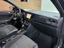 Volkswagen T-Roc 1.5 TSI Sport Business R-Line | Virtual Cockpit | Adaptive Cruise Control | Camera | Stoelverwarming