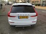 Volvo XC60 2.0 B5 R-Design / AUTOMAAT / AIRCO / PANO-DAK / LEER / NAVI / NL.AUTO / NW-STAAT / 96dkm