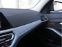 BMW 3-Serie Touring 320e Business Edition Plus | Laserlicht | Keyless | Stoelverwarming | Android/Apple Carplay