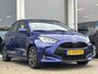 Toyota Yaris 1.5 Hybrid Dynamic | Apple Carplay/Android Auto | Trekhaak afneembaar | Camera | 1ste eigenaar en 100% onderhouden | Toyota garantie tot 2034!