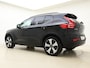 Volvo XC40 Twin 408pk Plus / Nubuck / Getint glas / Trekhaak / All Season / PDC + Camera / Stoel + Stuurw. Verwarming / Keyless / El. Achterklep / Warmtepomp /