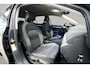 Volkswagen Golf 1.0 TSI Life Business | Sfeerverlichting | Stoel en stuurverwarming | Parkeersensoren | Adaptive Cruise | LED Verlichting