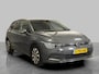 Volkswagen Golf 1.0 TSI Life Business | Sfeerverlichting | Stoel en stuurverwarming | Parkeersensoren | Adaptive Cruise | LED Verlichting
