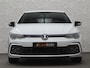 Volkswagen Golf 245 pk GTE Hybrid | IQ-Light | ACC | 19'' | GTI Diffuser | Trekhaak | Stuurwielverwarming | Achteruitrij-Camera | 3-Zone Clima | Carplay | Sfeerverlichting | Draadloos Laden |