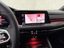 Volkswagen Golf 245 pk GTE Hybrid | IQ-Light | ACC | 19'' | GTI Diffuser | Trekhaak | Stuurwielverwarming | Achteruitrij-Camera | 3-Zone Clima | Carplay | Sfeerverlichting | Draadloos Laden |