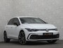 Volkswagen Golf 245 pk GTE Hybrid | IQ-Light | ACC | 19'' | GTI Diffuser | Trekhaak | Stuurwielverwarming | Achteruitrij-Camera | 3-Zone Clima | Carplay | Sfeerverlichting | Draadloos Laden |