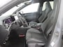 Volkswagen Golf 1.5 TSI R-Line+Pano-dak+Led-IQ-Light+Assistentie-Pakket+alcantara+navigatie = ORIG/NL