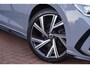 Volkswagen Golf 1.5 TSI 3X R-Line / Pano-Dak / IQ-Light / 1EIG / BLIS / Alcantara / ORIG-NL / = DEALER ONDERHOUDEN !!