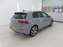 Volkswagen Golf 1.5 TSI R-Line+Pano-dak+Led-IQ-Light+Assistentie-Pakket+alcantara+navigatie = ORIG/NL