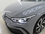Volkswagen Golf 1.5 TSI R-Line+Pano-dak+Led-IQ-Light+Assistentie-Pakket+alcantara+navigatie = ORIG/NL