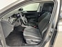 Volkswagen Polo 1.0 TSI Highline | Navigatie | PDC V+A | Cruise control adaptief | Lichtmetalen velgen 16" |