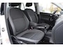 Skoda Fabia Combi 1.0 TSI 96PK Ambition | BOVAG Garantie | Org. NL | Lage KM stand met NAP | Apple Carplay/Android Auto | DAB | Cruise Control | Parkeersensoren |