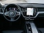 Volvo XC60 2.0 T6 Plug-in hybrid AWD Plus Bright 350 Pk Automaat Navi / DAB / Leer / Apple Carplay / Pano-dak / Winterpakket