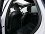 Volvo XC60 2.0 T6 Plug-in hybrid AWD Plus Bright 350 Pk Automaat Navi / DAB / Leer / Apple Carplay / Pano-dak / Winterpakket