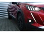 Peugeot 2008 1.2 PURETECH 155PK GT PACK AUTOMAAT / NAVI / LEDER / CLIMA / PDC / 18" LMV / CAMERA / PANO. DAK / FOCAL AUDIO / KEYLESS / FULL-LED / FULL OPTIONS !!