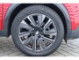 Peugeot 2008 1.2 PURETECH 155PK GT PACK AUTOMAAT / NAVI / LEDER / CLIMA / PDC / 18" LMV / CAMERA / PANO. DAK / FOCAL AUDIO / KEYLESS / FULL-LED / FULL OPTIONS !!