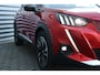 Peugeot e-2008 50KWH 136PK GT PACK AUTOMAAT / NAVI / LEDER / CLIMA / PDC / 18" LMV / CAMERA / ALCANTARA / KEYLESS / FULL-LED / FULL OPTIONS !!