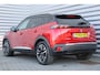 Peugeot e-2008 50KWH 136PK GT PACK AUTOMAAT / NAVI / LEDER / CLIMA / PDC / 18" LMV / CAMERA / ALCANTARA / KEYLESS / FULL-LED / FULL OPTIONS !!